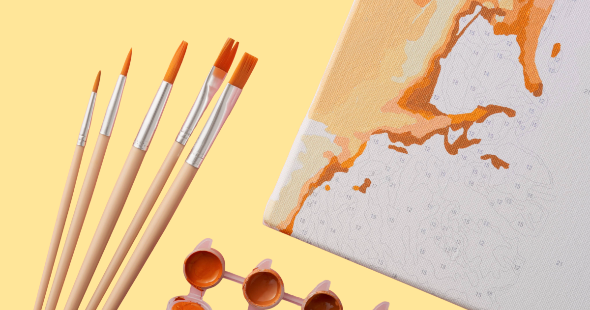 Image with paint brush and canvas